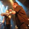 Die Alternative-Metal Band "Aeverium" aus Viersten hat am Samstag im Kaminwerk in Memmingen gespielt. Die Gothic-Rocker traten als Support der Band "Heldmaschine" beim Tour-Abschluss auf.  
 
Bilder: Daniel Tretter