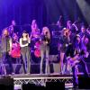 3.000 Gäste sind am Sonntag in die Big Box Allgäu in Kempten geströmt, um Klassiker der Rockgeschichte aus hochkarätiger Hand zu hören. Bei "Rock meets Classic" waren dieses Jahr Sascha Krebs, Mike Tramp (White Lion), Maggie Reilly (Mike Oldfield), Ronnie Romero (Rainbow), Mick Box & Bernie Shaw (Uriah Heep), Dee Snyder (Twisted Sister) und Joey Tempest (Europe) auf der komplett ausverkauften Tour dabei. In Kempten heizten sie ihrem Publikum ordentlich ein, das sich schon bald von seinen Plätzen erhob und mit den Musikern feierte. 
