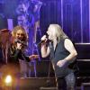 3.000 Gäste sind am Sonntag in die Big Box Allgäu in Kempten geströmt, um Klassiker der Rockgeschichte aus hochkarätiger Hand zu hören. Bei "Rock meets Classic" waren dieses Jahr Sascha Krebs, Mike Tramp (White Lion), Maggie Reilly (Mike Oldfield), Ronnie Romero (Rainbow), Mick Box & Bernie Shaw (Uriah Heep), Dee Snyder (Twisted Sister) und Joey Tempest (Europe) auf der komplett ausverkauften Tour dabei. In Kempten heizten sie ihrem Publikum ordentlich ein, das sich schon bald von seinen Plätzen erhob und mit den Musikern feierte. 