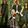 3.000 Gäste sind am Sonntag in die Big Box Allgäu in Kempten geströmt, um Klassiker der Rockgeschichte aus hochkarätiger Hand zu hören. Bei "Rock meets Classic" waren dieses Jahr Sascha Krebs, Mike Tramp (White Lion), Maggie Reilly (Mike Oldfield), Ronnie Romero (Rainbow), Mick Box & Bernie Shaw (Uriah Heep), Dee Snyder (Twisted Sister) und Joey Tempest (Europe) auf der komplett ausverkauften Tour dabei. In Kempten heizten sie ihrem Publikum ordentlich ein, das sich schon bald von seinen Plätzen erhob und mit den Musikern feierte. 