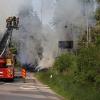Ein Feuer ist am Sonntagnachmittag auf einem Lagerplatz des Bauhofs Dösingen zwischen Willofs und Beschauen ausgebrochen. Ein Salzlager stand bereits wenige Minuten, nachdem der Brand entdeckt worden war, komplett in Flammen.