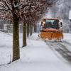 Die winterlichen Verhältnisse haben auf den Allgäuer Straßen zu Verzögerungen geführt. In der Kemptner Innenstadt hatten Fußgänger mit rutschigen Gehwegenzu kämpfen.