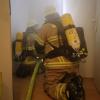 In immenstadt hat die Feuerwehr am Mittwoch eine Übung durchgeführt. Angenommen wurde ein Brand in einem Haus, der auch auf den Dachstuhl übergriff. Viele Interessierte sahen sich den Übungseinsatz an.