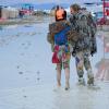 Beim Burning Man 2023 in den USA stecken nach starken Regenfällen rund 70.000 Menschen fest. Momentan können keine Fahrzeuge auf das Festivalgelände fahren, da sich der Sandboden in eine lehmartige Masse verwandelt hat. Die Menschen wurden dazu aufgerufen, sich ihre Wasser- und Lebensmittelvorräte einzuteilen.