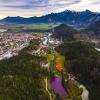 Ein See im Allgäu färbt sich immer wieder einmal lila: Hier die Bilder dieses besonderen Naturschauspiels.