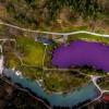 Ein See im Allgäu färbt sich immer wieder einmal lila: Hier die Bilder dieses besonderen Naturschauspiels.