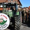 Zum 40-jährigen Gründungs-Jubiläum der Narrenzunft "Daaschora Weibla Tannheim" hat am Wochenende in Tannheim ein Faschingsumzug stattgefunden. Die rund 4.000 Hästräger aus insgesamt 50 Gruppen wurden von tausenden Zuschauern stürmisch gefeiert.