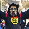 Zum 40-jährigen Gründungs-Jubiläum der Narrenzunft "Daaschora Weibla Tannheim" hat am Wochenende in Tannheim ein Faschingsumzug stattgefunden. Die rund 4.000 Hästräger aus insgesamt 50 Gruppen wurden von tausenden Zuschauern stürmisch gefeiert.