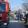 In Kaufbeuren ist am Donnerstag auf einem Firmengelände ein Gasaustritt gemeldet worden. Eine Meldeanlage hat Alarm geschlagen. Die Mitarbeiter der betroffenen Firma sind evakuiert worden. Die Feuerwehr ist mit einem Großaufgebot vor Ort.