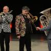 Die eher unkonventionelle Blasmusik-Kapelle "Mnozil Brass" aus Wien hat in der BigBox Allgäu begeistert. Die Musiker, die vor rund 30 Jahren im Restaurant Mnozil's zusammen fanden, servierten sowohl Rock-Nummern als auch traditionell feines Blech und reicherten das bunte Gericht mit allerlei schräger Komik an. Zuvor musizierten die sieben Allgäuer Blechmusikanten von "Verstehen Sie Brass?" im Foyer der Veranstaltungshalle.
 