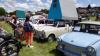 Bei schönem Wetter strömten am Sonntag mehrere tausend Besucher zum Oldtimertreffen in Hetzlinshofen bei Lachen (Unterallgäu). Über 740 Oldtimer waren laut Veranstalter ausgestellt.