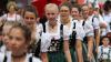 Der Festumzug der Feuerwehr Fischen anlässlich ihres 150-jährigen Jubiläums sprengte alle Vorstellungen. 44 Gruppen mit mehr als 1.000 Teilnehmern waren beim Umzug dabei. Laut dem 1.Vorstand Anton Schöll besuchten rund 10.000 Besucher den Festumzug. Das Zelt war nach dem Umzug prall gefüllt. Für Unterhaltung sorgten die Blaskapelle Fischen und das Riedberg Quintett.