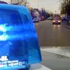 Modellflugzeug-Propeller bohrt sich in Oberschenkel