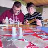 Jugend forscht: David Volpini und Robert Buchmann kommen mit Blaukrautsaft ans Ziel