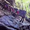 Bergwacht Sonthofen zieht verletzten Canyoning-Sportler aus der Schlucht