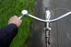Radfahrer bei Verkehrsunfall lebensgefährlich verletzt