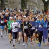 Um die 1000 Starter werden am Samstag beim Silvesterlauf in Kempten erwartet