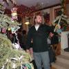 Bei der Christbaumversteigerung in Gestratz können Geschenkpäckchen ersteigert werden