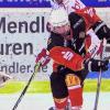 Bei 4:0-Niederlage in Crimmitschau erzielt Daniel Rau den letzten Treffer