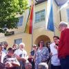 Gäste aus Cesson erfahren Historisches über Buchloe und erleben bunten Festabend in der Alpvilla