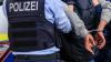 Die Polizei nahm am Donnerstag einen 33-jährigen Mann in Plattling fest. Der Mann steht unter dem Verdacht, dass er seinen Vater umbringen wollte. (Symbolfoto)
