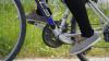 Eine Jugendliche wollte mit ihrem Fahrrad eine Straße in Illertissen überqueren, ohne auf den Verkehr zu achten. Sie prallte mit einem Auto zusammen und verletzte sich schwer. (Symbolfoto)