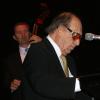Paul Kuhn lässt in Oberstdorf am Klavier und beim Singen sein Alter vergessen