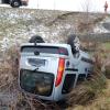 Pkw überschlägt sich bei Altusried - Totalschaden