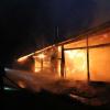 Großfeuer in einem Reitstall bei Marktoberdorf: Etwa eine halbe Million Euro Schaden