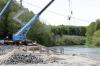 Hängebrücke über die Iller-Staustufe in Legau vor der Fertigstellung