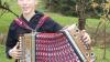Musiktalent Philipp Berktold (12) aus Vorderburg beeindruckt als Solojodler