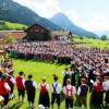 Bezirksmusikfest in Schöllang: 1.800 Musiker und Trachtler ziehen durchs Dorf