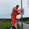 Schilder in Weiler-Simmerberg erinnern dran: Hundekot in die Tüte