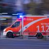 Ein tödlicher Unfall ereignete sich am Mittwochabend in Biberach. Ein Mann stürzte mit dem Rasenmähertraktor einen Abhang hinab. (Symbolbild)