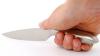 Unter anderem Messer hat ein Mann in der Nacht auf Mittwoch in Oberstaufen nach Polizisten geworfen. (Symbolfoto)