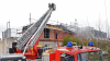 In Neugablonz - einem Stadtteil von Kaufbeuren - hat am Freitagnachmittag ein Rohbau gebrannt. Mehrere Feuerwehrleute wurden bei den Einsatz verletzt.
