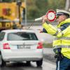 Bei der Kontrolle eines Fernreisebusses am Mittwoch auf der A96 bei Lindau stieß die Bundespolizei auf sechs Migranten, die illegal nach Deutschland einreisen wollten. (Symbolfoto)