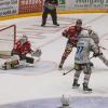 Am Freitagabend fand in der Memminger Eissporthalle am Hühnerberg ein Eishockey Testspiel zwischen den ECDC Memmingen Indians gegen die Heilbronner Falken statt. Das Spiel gewannen die Heilbronner Falken in der Verlängerung mit 2:3.