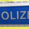In Blaichach ist ein Streit zwischen zwei Mädchen auf dem Bahnhofsvorplatz eskaliert. Dabei soll eine 14-Jährige eine Zwölfjährige mit einem Messer bedroht haben. (Symbolbild)