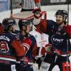 Der ESC Kempten hat sein Heimspiel in der Meisterrunde A der Bayernliga gegen den TEV Miesbach mit 7:6 gewonnen. Den Sharks gelang es trotz 0:4 Rückstands das Spiel zu drehen und besiegte die favorisierte Mannschaft nach der Overtime. 
 
Fotos: Dirk Klos