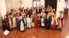 Gruppenbild mit Sternen: die vielen ehrenamtlichen Sternsinger und Sternsingerinnen der katholischen Pfarreiengemeinschaft Memmingen samt Oberbürgermeister Manfred Schilder und Bürgermeisterin Margareta Böckh. (in der Bildmitte)
