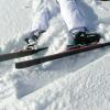 In Tirol ist ein deutscher Skifahrer nach einem Zusammenstoß mit einem Jugendlichen schwer verletzt worden. (Symbolbild)