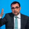 Der Bayerische Gesundheitsminister Klaus Holetschek besuchte am Dienstag die Polizeiinspektion Memmingen. (Archiv)