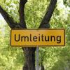 Während der Straßensperrung hat das Landratsamt Oberallgäu Umleitungen in Blaichach eingerichtet. (Symbolbild).