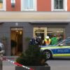 Am Hildegardplatz in Kempten wurde ein Uhren-/Schmuckgeschäft überfallen. 