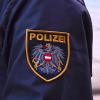 In Gries im Sellrain hat ein Unbekannter ein Schulkind bedrängt und mit einem spitzen Gegenstand verletzt. Die Polizei sucht den Täter und bittet um Hinweise. (Symbolbild)