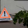 Autofahrer (20) erkennt abgesicherte Stelle zu spät: Polizeibeamter aus Marktoberdorf leicht verletzt