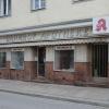 Die Errichtung eines Imbisses in den Räumen der ehemaligen Bahnhofapotheke in Füssen scheitert an Stellplatz-Nachweis