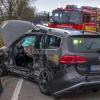 Zwei Personen (27 und 33) bei Verkehrsunfall in Geisenried eingeklemmt