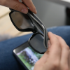 Sonnenbrille als Handyhalterung